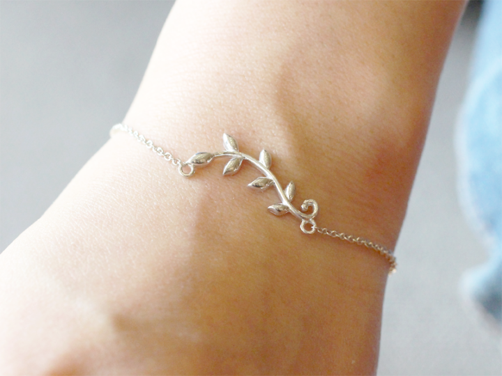 Olive leaf outlet bracelet